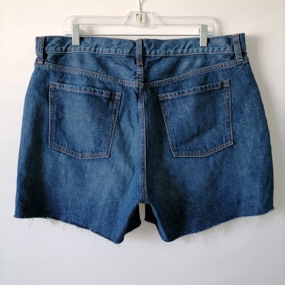 Old Navy Womens Denim Blue High Rise Flat Front Frayed Hem Bermuda Short Size 16 - Picture 4 of 7